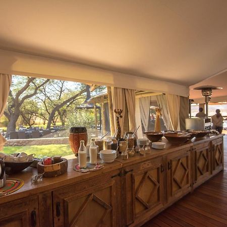 Tau Game Lodge Madikwe Game Reserve Exterior photo