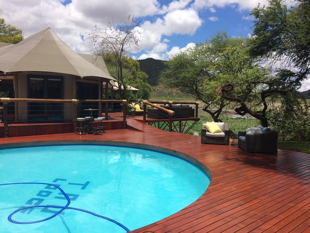 Tau Game Lodge Madikwe Game Reserve Exterior photo